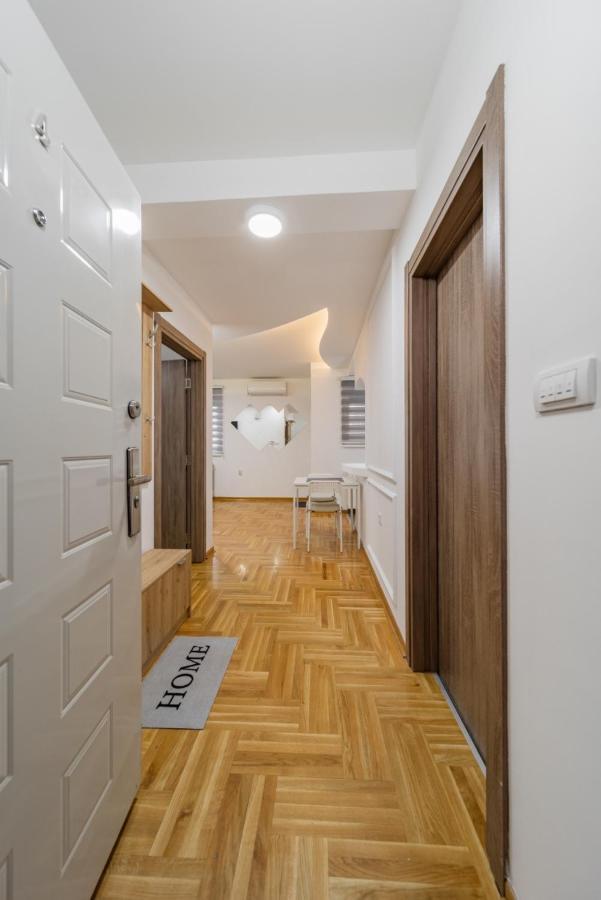 Apartamento Port 1 Belgrado Exterior foto