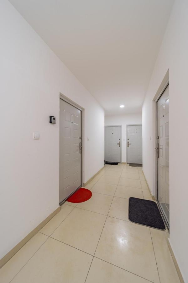 Apartamento Port 1 Belgrado Exterior foto