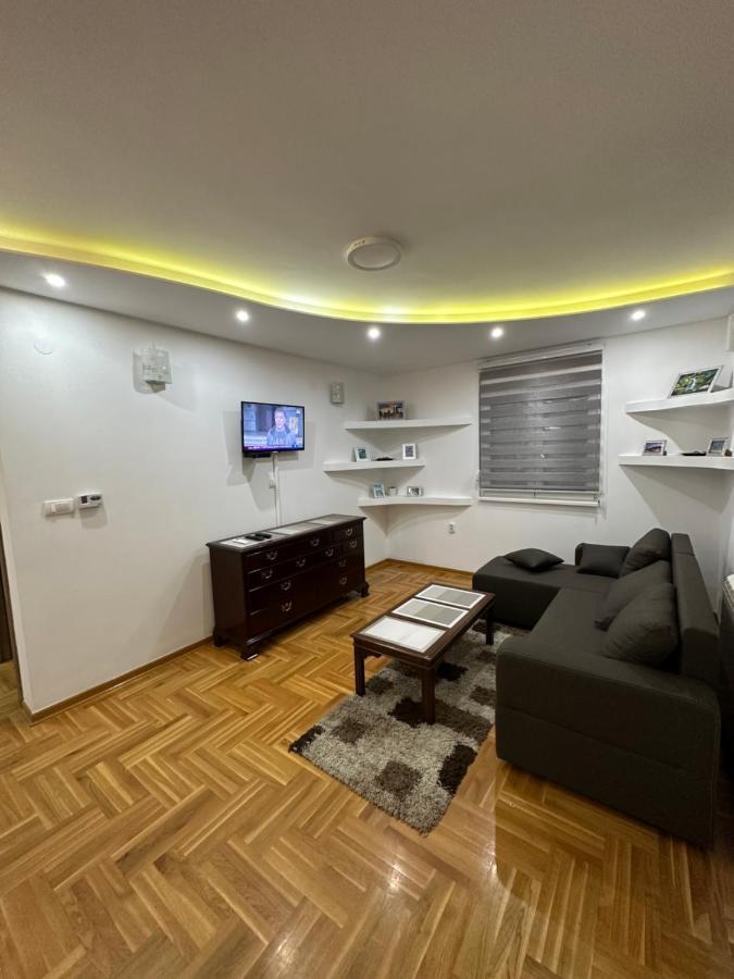 Apartamento Port 1 Belgrado Exterior foto